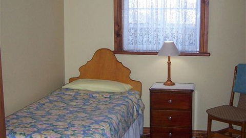 Abaco House - Sunshine Coast Guide 2