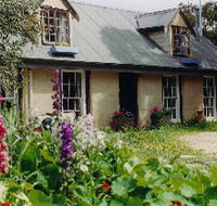 Bronte Manor - Wuthering Heights - Sunshine Coast Guide