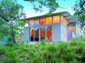 Ridgetop Retreats - Sunshine Coast Guide 2