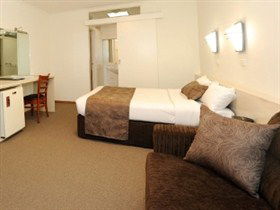 Barossa Vine Inn - Sunshine Coast Guide 2