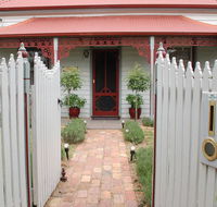 Airleigh Rose Cottage - Sunshine Coast Guide