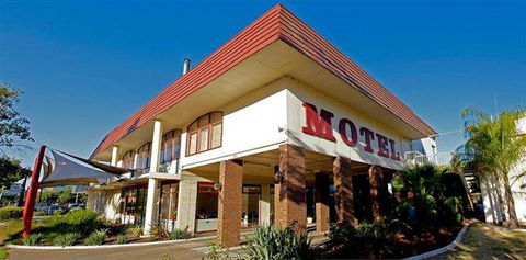 Albury Hume Inn Motel - Sunshine Coast Guide 0
