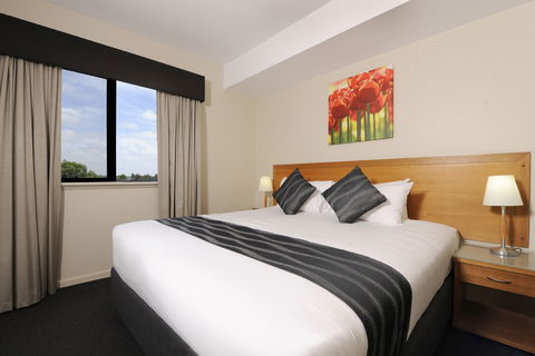 Assured Ascot Quays Apartment Hotel - Sunshine Coast Guide 3