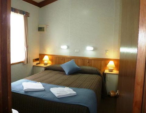 Bellarine Bayside Holiday Parks - Portarlington - Sunshine Coast Guide 1