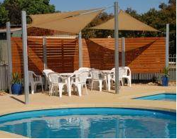 Bendigo Welcome Stranger Motel - Sunshine Coast Guide 2