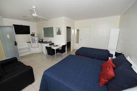 Caboolture Riverlakes Motel - Sunshine Coast Guide 2