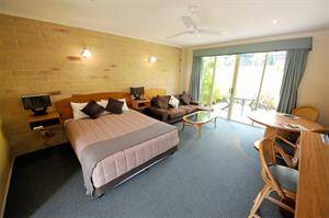 Caboolture Riverlakes Motel - Sunshine Coast Guide 5