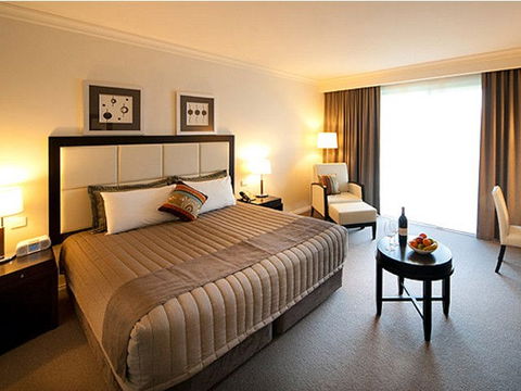Century Inn - Sunshine Coast Guide 2