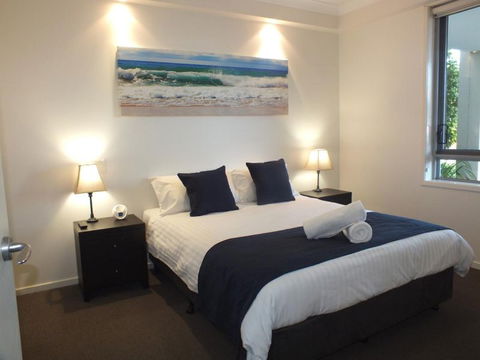 Pacific Marina Apartments - Sunshine Coast Guide 2