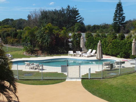 Pacific Marina Apartments - Sunshine Coast Guide 6