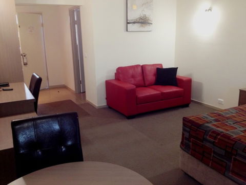 Econolodge Heritage Inn - Sunshine Coast Guide 8