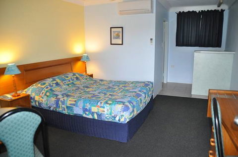 Haven Waters Motel And Apartments - Sunshine Coast Guide 5