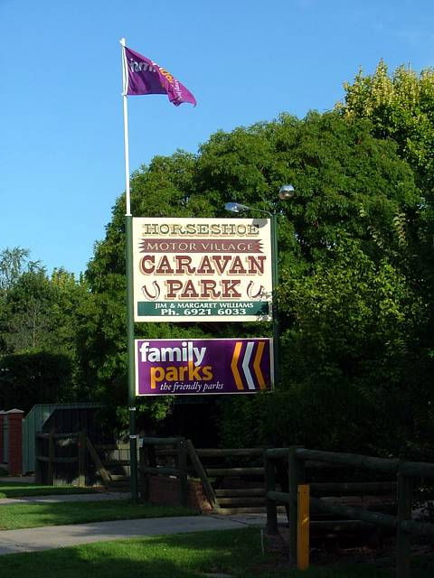 Horseshoe Motor Village Caravan Park - Sunshine Coast Guide 3