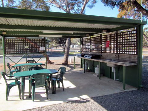 Acclaim Gateway Tourist Park - Sunshine Coast Guide 5