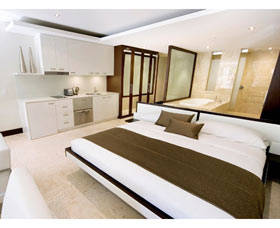 Sandalwood Van & Leisure Park - Sunshine Coast Guide 1