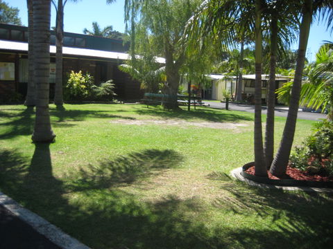 Sussex Palms Holiday Park - Sunshine Coast Guide 0