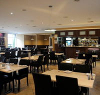 Wattle Grove Motel - Sunshine Coast Guide