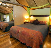 Witches Falls Cottages - Sunshine Coast Guide