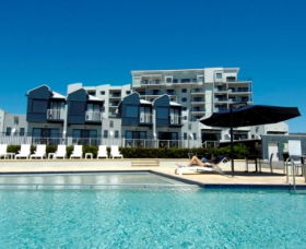 Assured Ascot Quays Apartment Hotel - Sunshine Coast Guide 0