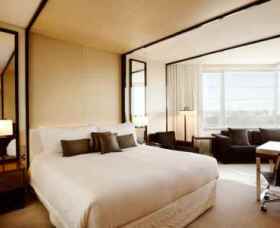 Crown Metropol Perth - Sunshine Coast Guide 2