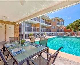 Copacabana Shores Beachside Accommodation - Sunshine Coast Guide 0
