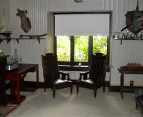 Allan Court Gardens Accommodation - Sunshine Coast Guide 2