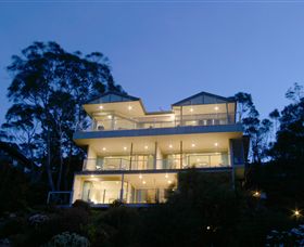 Arthurs Views - Sunshine Coast Guide 0