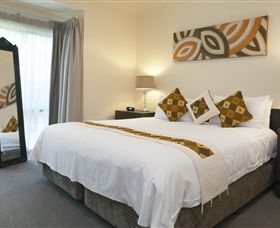Arthurs Views - Sunshine Coast Guide 1