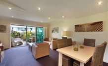 Pacific Blue 358 - Sunshine Coast Guide 2