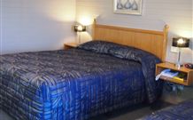 Canowindra Riverview Motel - Sunshine Coast Guide 1