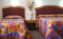 Clansman Motel - Glen Innes - Sunshine Coast Guide 1