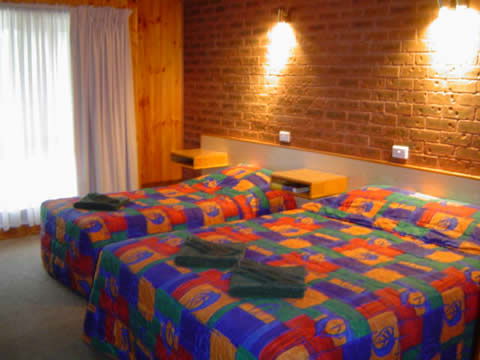 Country Roads Motor Inn - Narrandera - Sunshine Coast Guide 3