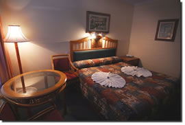 Arkana Motel - Sunshine Coast Guide 1