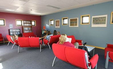 Canberra Yha - Sunshine Coast Guide 1