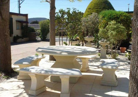 Hillview Motel - Sunshine Coast Guide 2