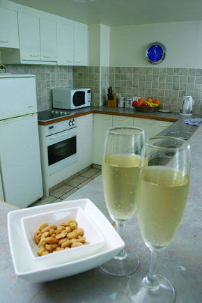 Emerald Sands Apartments - Sunshine Coast Guide 4