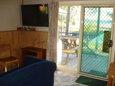 Paradise Park Cabins - Sunshine Coast Guide 3