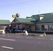 Carleton Inn - Sunshine Coast Guide