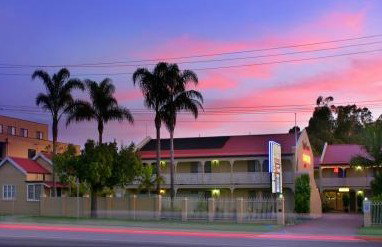 Argyle Terrace Motor Inn - Sunshine Coast Guide 5