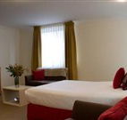 Townhouse Hotel Wagga - Sunshine Coast Guide