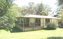 Coach Cottage - Sunshine Coast Guide 2