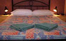 Bellevue Cottage - Sunshine Coast Guide 0