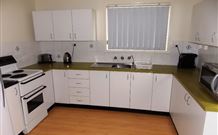 Cedar Pines Cottages - Sunshine Coast Guide 1