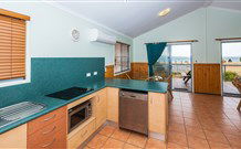 Cudgerie Little House - Sunshine Coast Guide 1