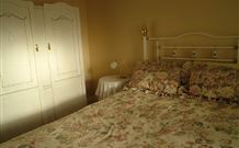 Couria Creek Cottages - Sunshine Coast Guide 2