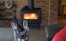 Wagon Wheel Motel And Units - Sunshine Coast Guide 5