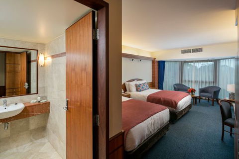Arkaba Hotel - Sunshine Coast Guide 5