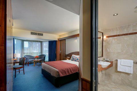 Arkaba Hotel - Sunshine Coast Guide 6