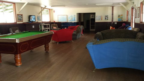 Esperance YHA - Sunshine Coast Guide 2