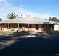 Dog N Bull - Sunshine Coast Guide